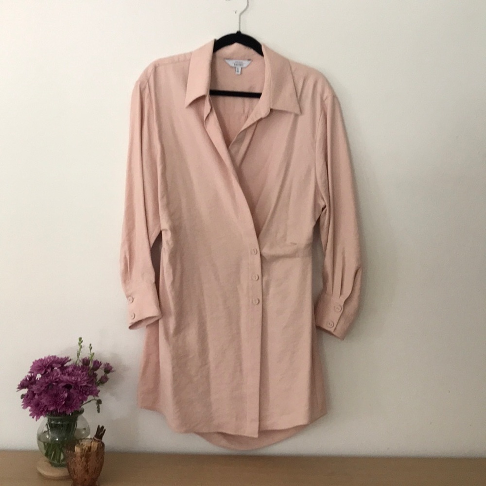 Dusty pink dress shirt with tie